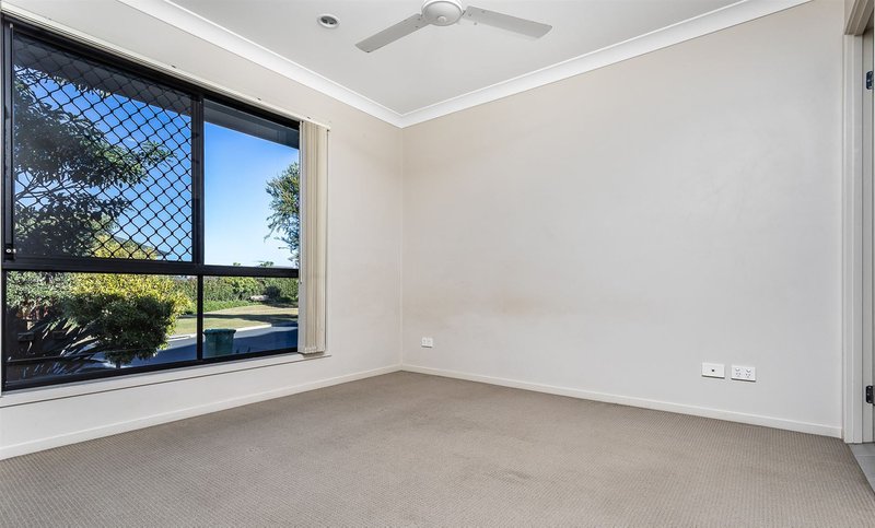 Photo - 84 Mackintosh Drive, North Lakes QLD 4509 - Image 6