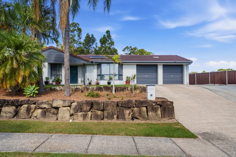Photo - 84 Macquarie Avenue, Molendinar QLD 4214 - Image 2