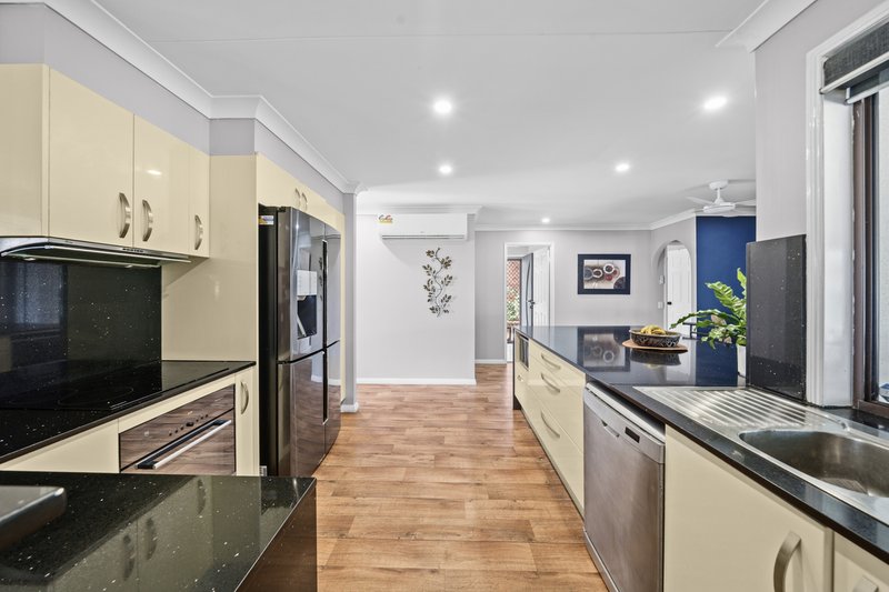 Photo - 84 Macquarie Avenue, Molendinar QLD 4214 - Image 6