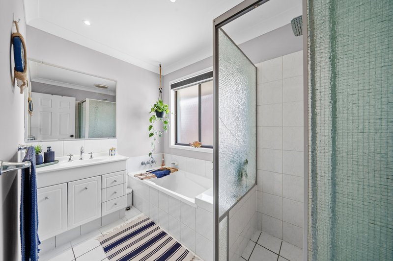 Photo - 84 Macquarie Avenue, Molendinar QLD 4214 - Image 16