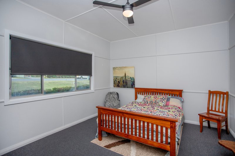 Photo - 84 Main Street, Cundletown NSW 2430 - Image 3