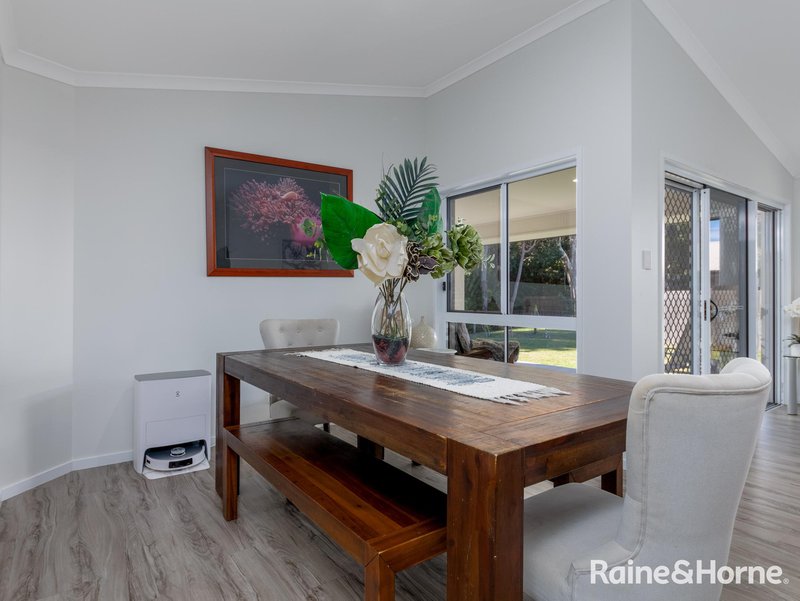 Photo - 84 Malvern Drive, Moore Park Beach QLD 4670 - Image 8