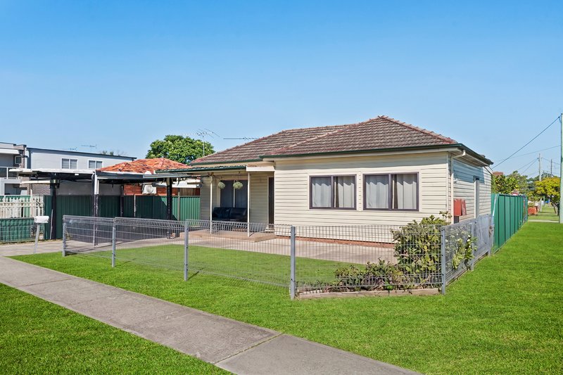 Photo - 84 Margaret Street, Fairfield West NSW 2165 - Image 2