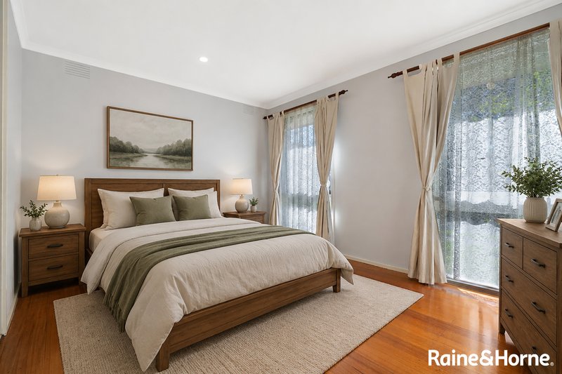 Photo - 84 Marklin Street, Cranbourne VIC 3977 - Image 5