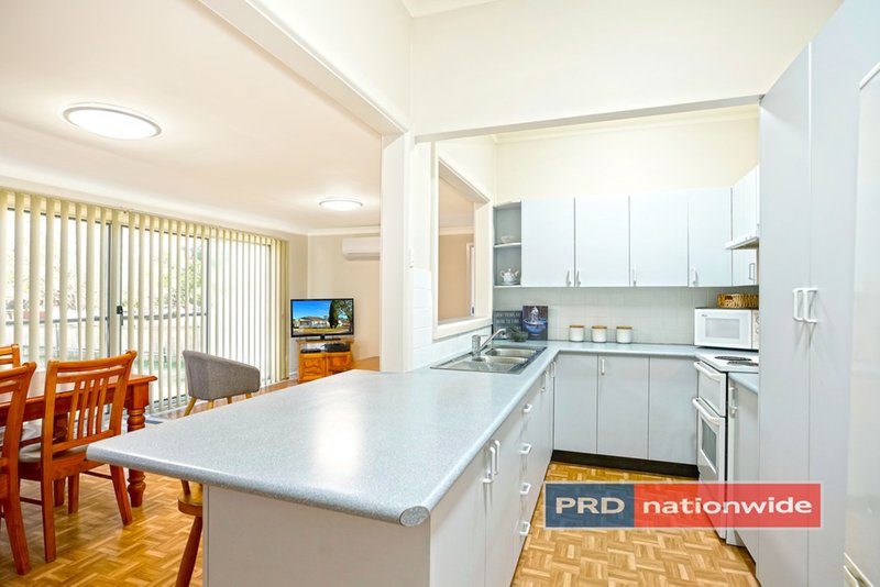 Photo - 84 Penrose Crescent, South Penrith NSW 2750 - Image 3