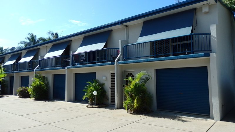 8/4 Pilot Street, Urangan QLD 4655