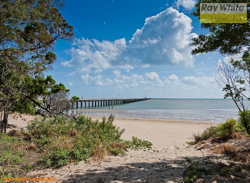 Photo - 8/4 Pilot Street, Urangan QLD 4655 - Image 4