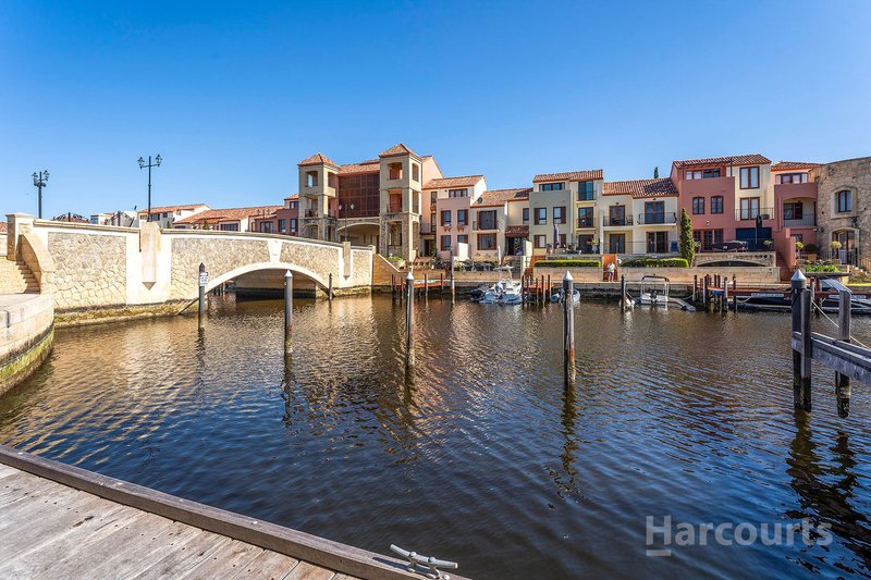 Photo - 8/4 Port Quays , Wannanup WA 6210 - Image 19