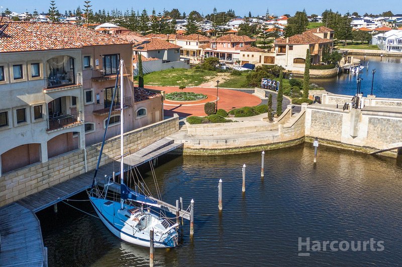 Photo - 8/4 Port Quays , Wannanup WA 6210 - Image 23