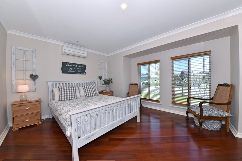 Photo - 84 Quinns Road, Mindarie WA 6030 - Image 5