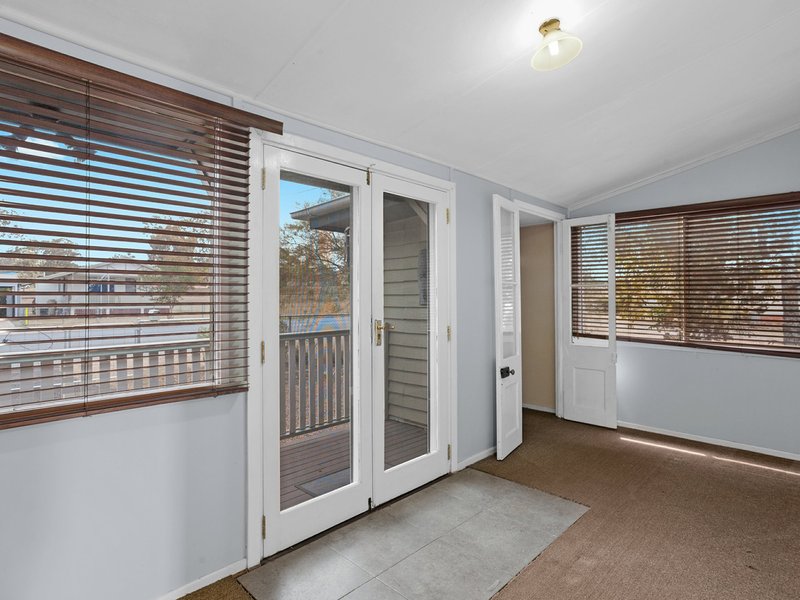 Photo - 84 Railway Street, Lowood QLD 4311 - Image 16