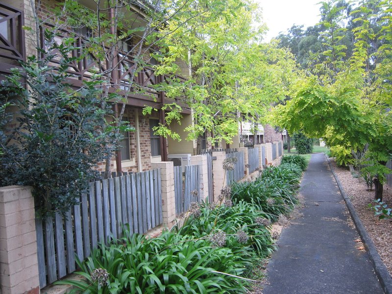 Photo - 8/4 Richmond Mews, Mardi NSW 2259 - Image 6