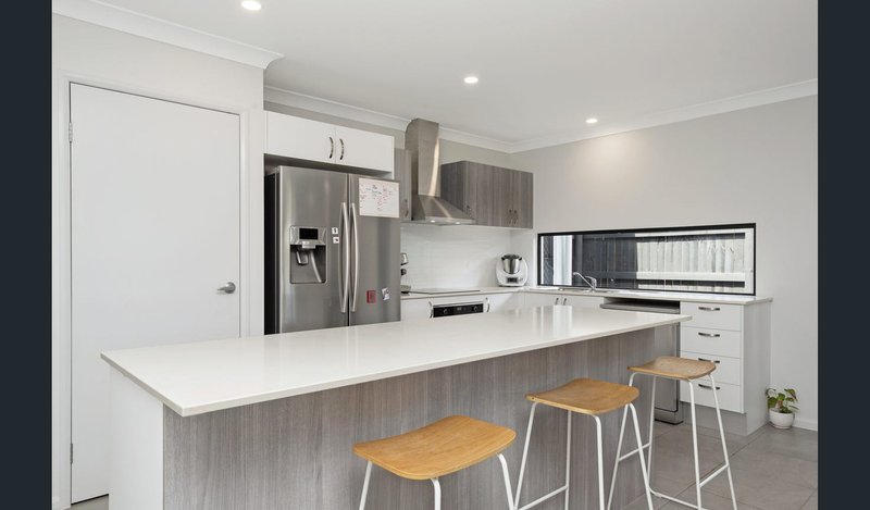 Photo - 84 Riverlily Circuit, Bohle Plains QLD 4817 - Image 2