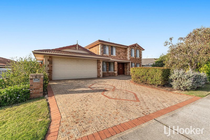 Photo - 84 Ronsard Drive, San Remo WA 6210 - Image 2