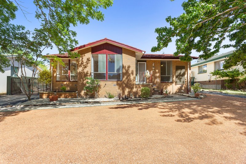Photo - 84 Ross Smith Crescent, Scullin ACT 2614 - Image 1