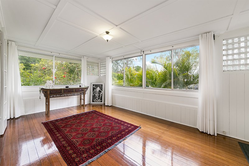 Photo - 84 School Road, Yeronga QLD 4104 - Image 3