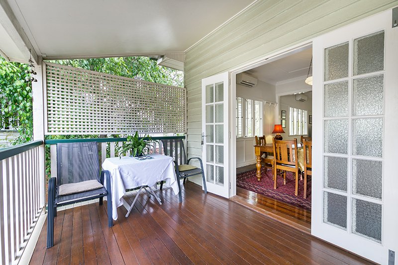 Photo - 84 School Road, Yeronga QLD 4104 - Image 13