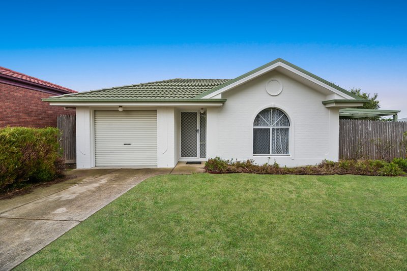 84 Seebeck Drive, Narre Warren South VIC 3805