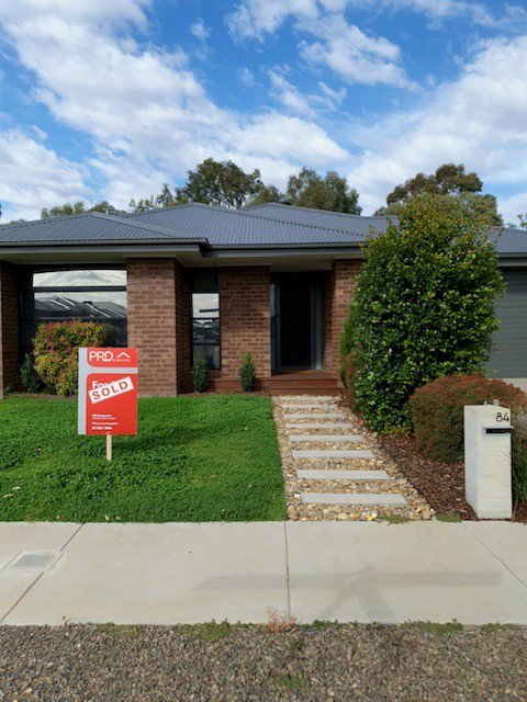 Photo - 84 Settlers Drive, Kialla VIC 3631 - Image 2