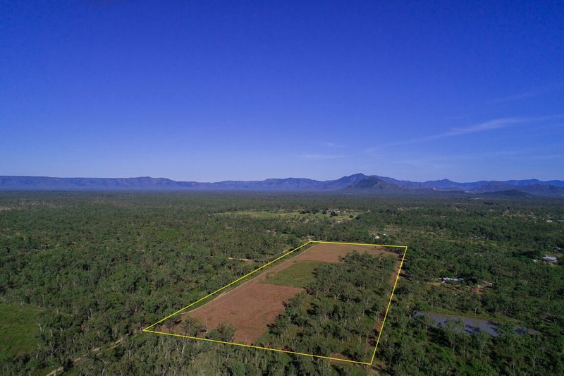 Photo - 84 Slayton Road, Jensen QLD 4818 - Image 14