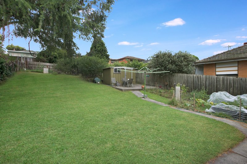 Photo - 84 St Vigeons Road, Reservoir VIC 3073 - Image 10