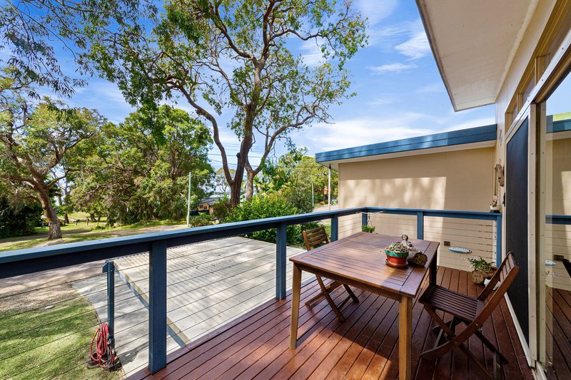 Photo - 84 Sunrise Avenue, Budgewoi NSW 2262 - Image 8