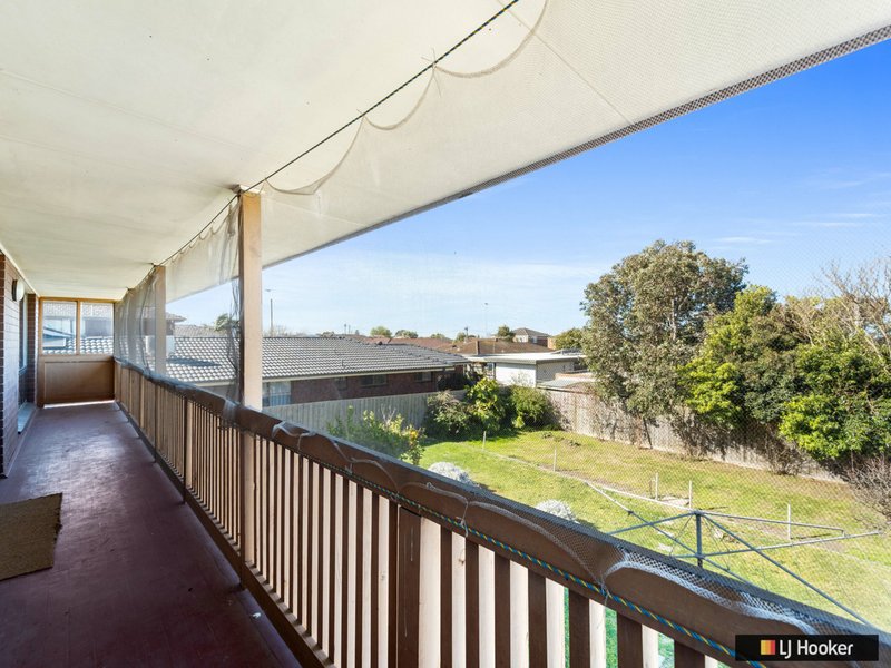 Photo - 84 Tahara Street, Hamlyn Heights VIC 3215 - Image 16