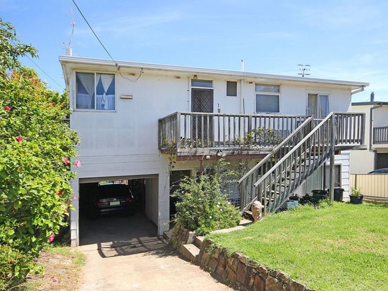 Photo - 84 Tallawang Avenue, Malua Bay NSW 2536 - Image 2