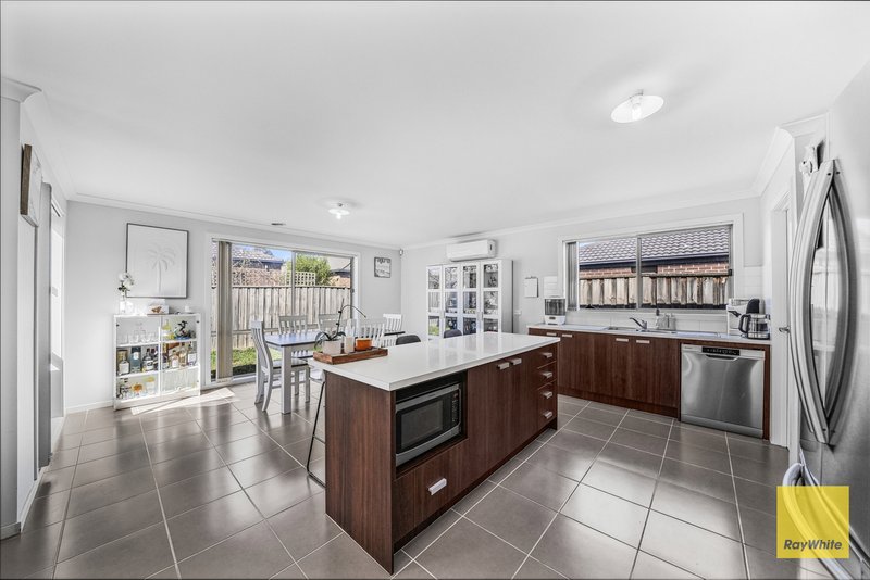 Photo - 84 Tyler Crescent, Tarneit VIC 3029 - Image 7