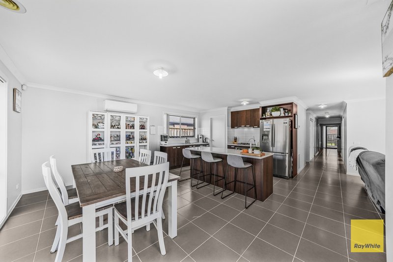 Photo - 84 Tyler Crescent, Tarneit VIC 3029 - Image 8
