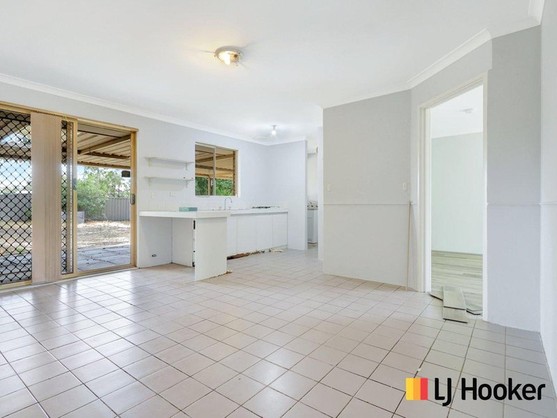 Photo - 84 Unnaro Street, Hillman WA 6168 - Image 3