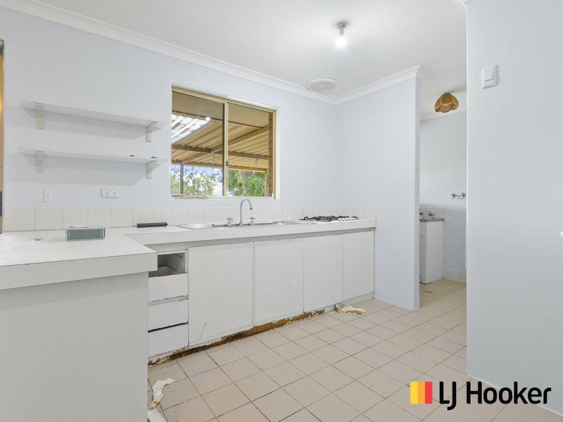 Photo - 84 Unnaro Street, Hillman WA 6168 - Image 4