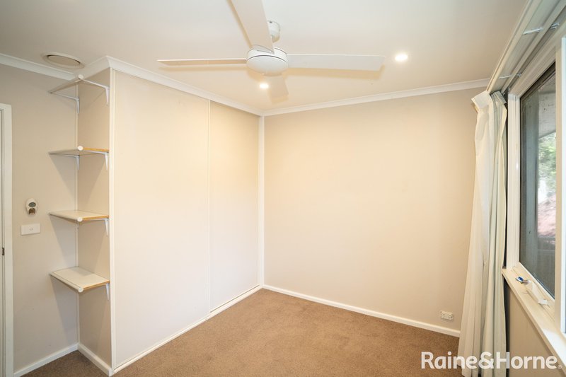 Photo - 84 Warrawong Street, Kooringal NSW 2650 - Image 8