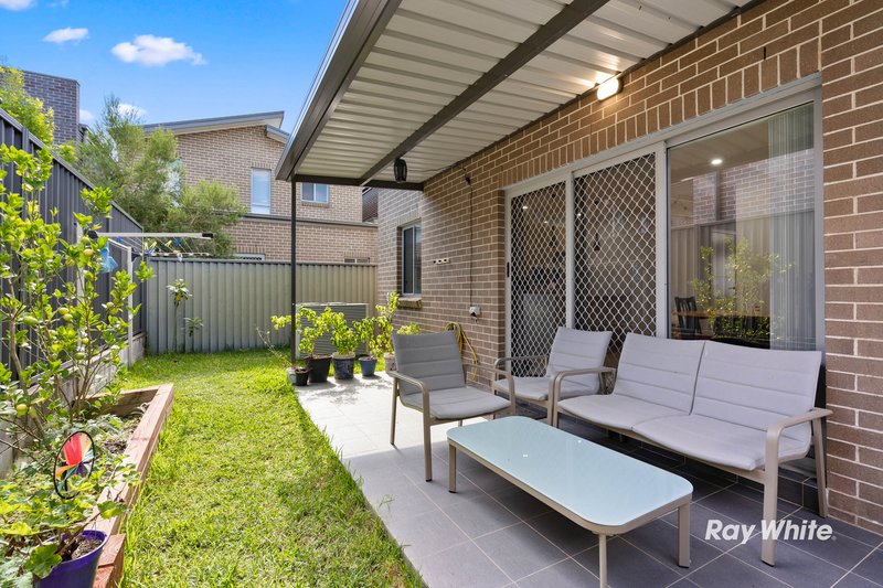 Photo - 84 Westbrook Circuit, Marsden Park NSW 2765 - Image 10