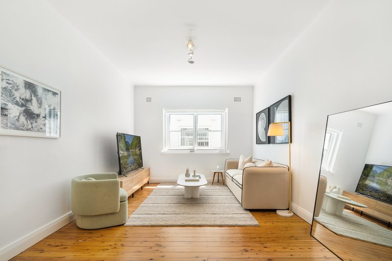 Photo - 8/40-42 Ramsgate Avenue, Bondi Beach NSW 2026 - Image 2