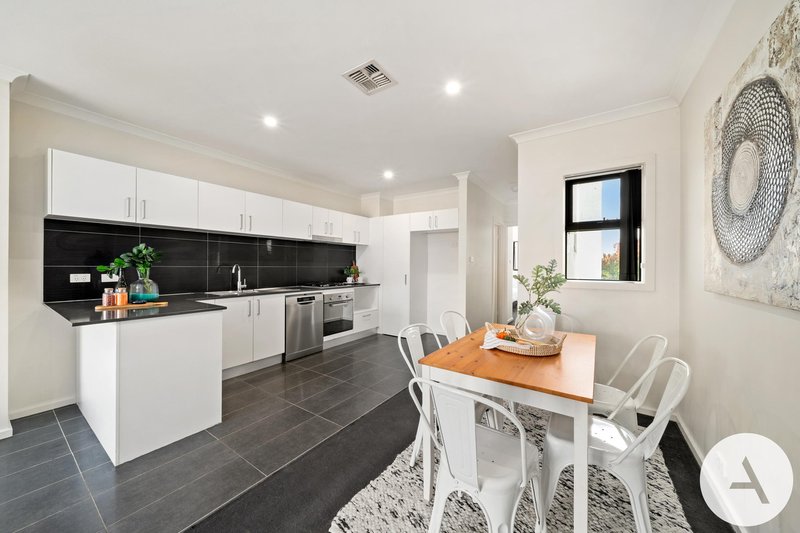 Photo - 8/40 Henry Kendall Street, Franklin ACT 2913 - Image 11
