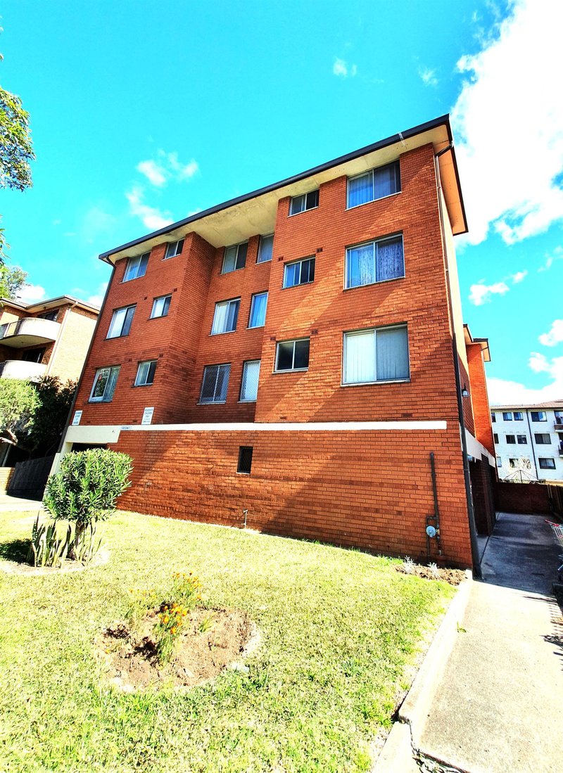 8/41 Castlereagh Street, Liverpool NSW 2170