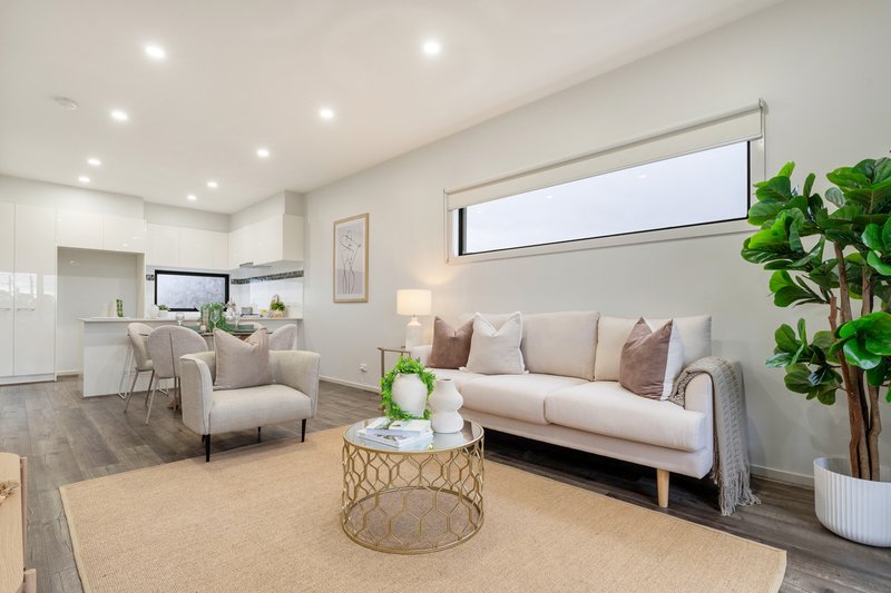 Photo - 8/41 Furlong Street, Craigieburn VIC 3064 - Image 1