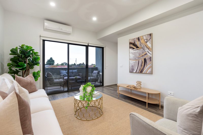 Photo - 8/41 Furlong Street, Craigieburn VIC 3064 - Image 4