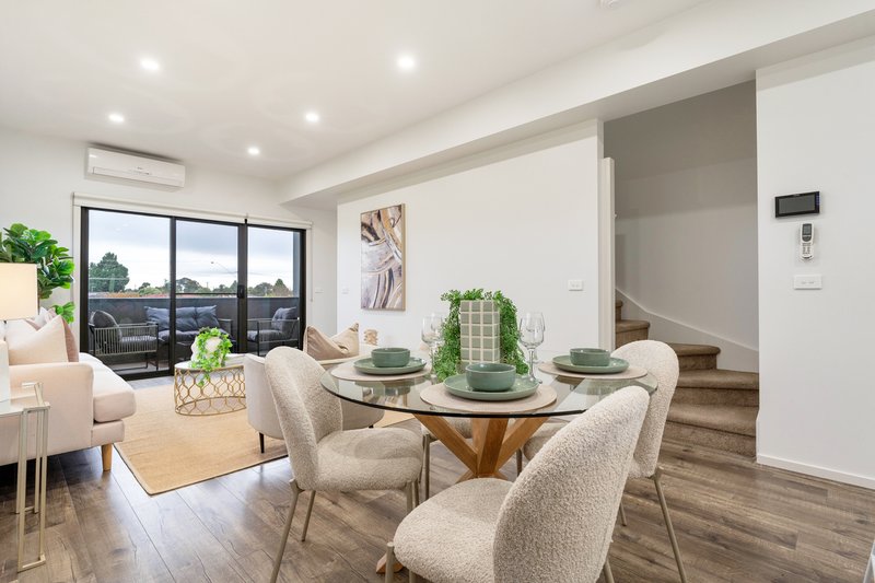 Photo - 8/41 Furlong Street, Craigieburn VIC 3064 - Image 6
