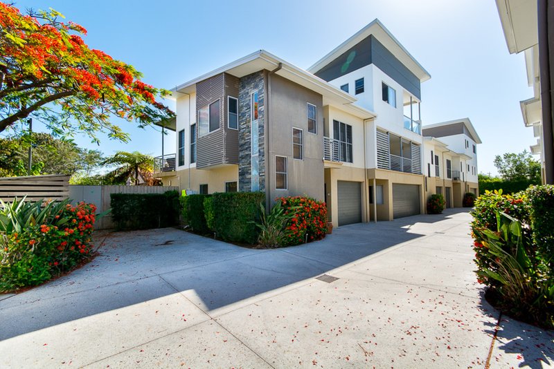 8/415-417 Scarborough Road, Scarborough QLD 4020