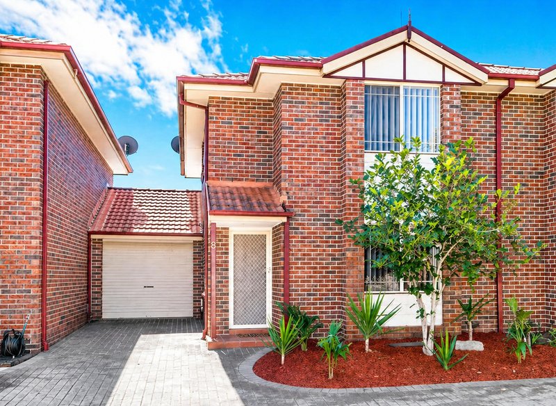 Photo - 8/42-46 Wellwood Avenue, Moorebank NSW 2170 - Image 1