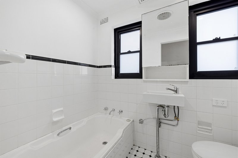 Photo - 8/42 Blair Street, North Bondi NSW 2026 - Image 5