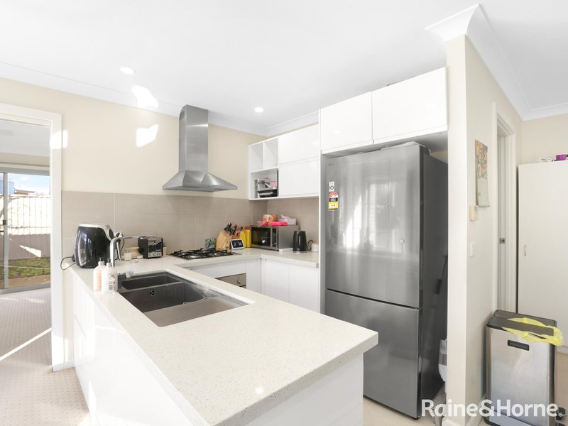 Photo - 8/42 Wentworth Drive, Kelso NSW 2795 - Image 6