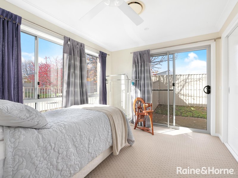 Photo - 8/42 Wentworth Drive, Kelso NSW 2795 - Image 8