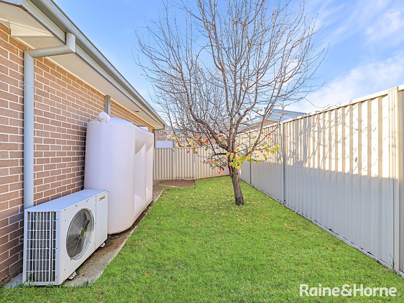 Photo - 8/42 Wentworth Drive, Kelso NSW 2795 - Image 15