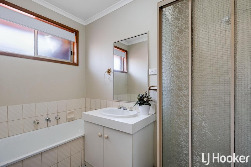 Photo - 8/43 Wickham Street, Melton South VIC 3338 - Image 5