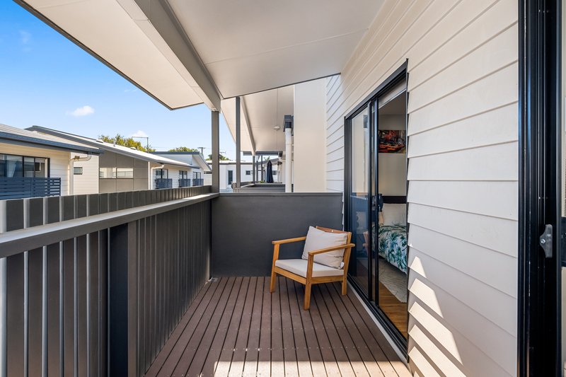 Photo - 8/44-46 Jamieson Street, Bulimba QLD 4171 - Image 24