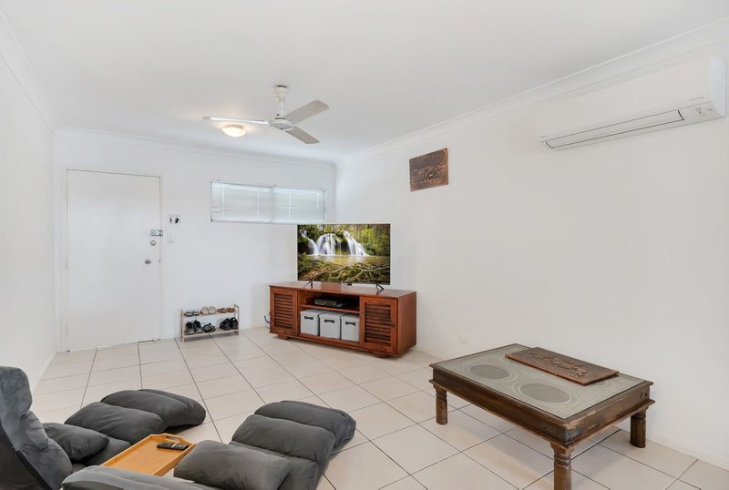 Photo - 8/44-50 Pease Street, Manoora QLD 4870 - Image 4