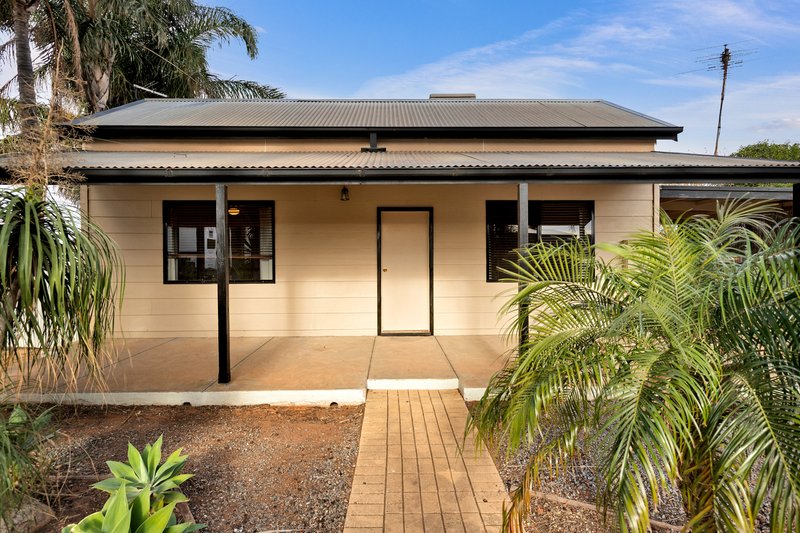 Photo - 844-846 Irymple Avenue, Irymple VIC 3498 - Image 2